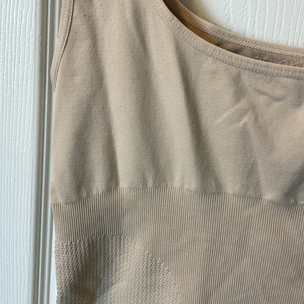 Cass and Co. Women's Nude Shapewear Tank, size Large. - Picture 3 of 7